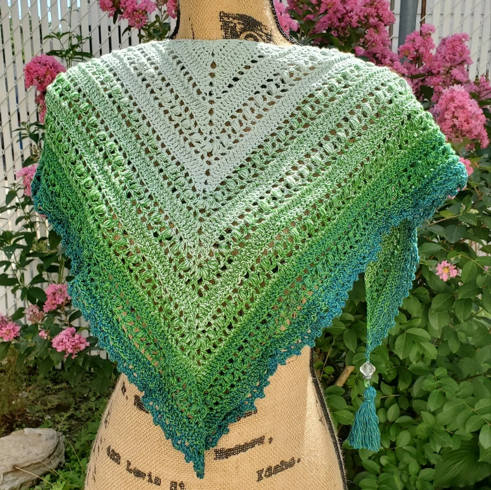 💖 New Handmade Crochet Baktus / Shawl / Triangular Scarf